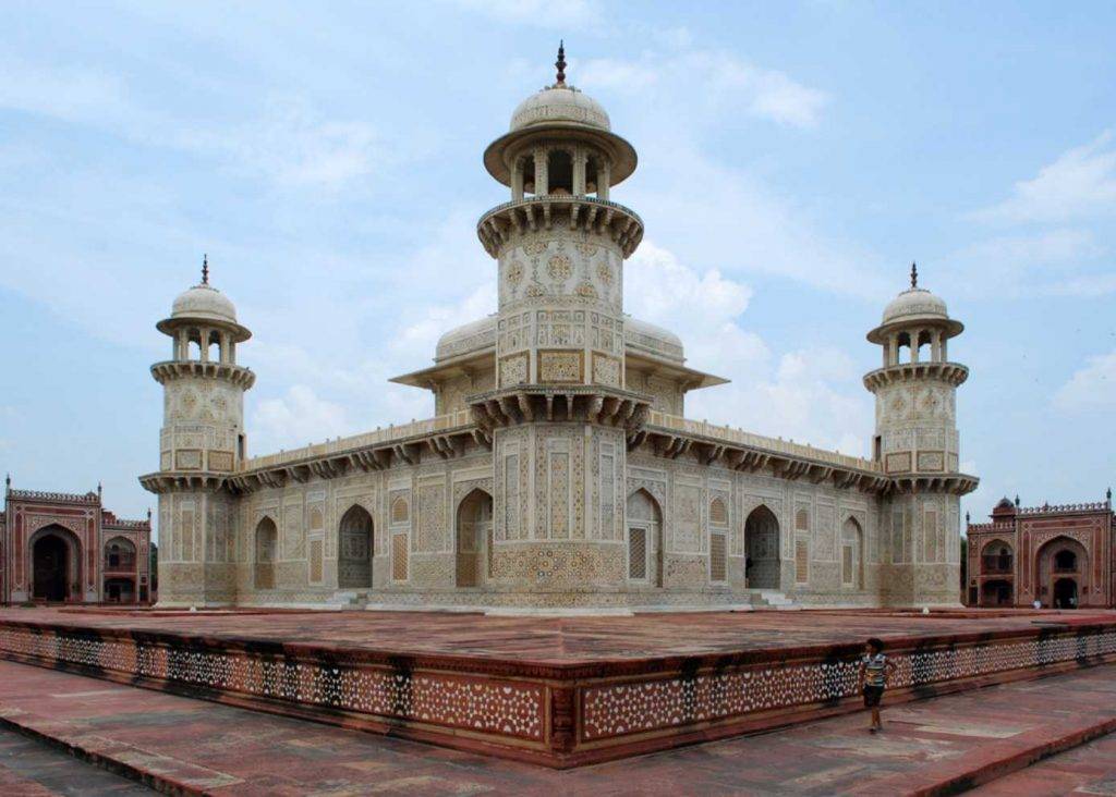 This Mughal Architecture