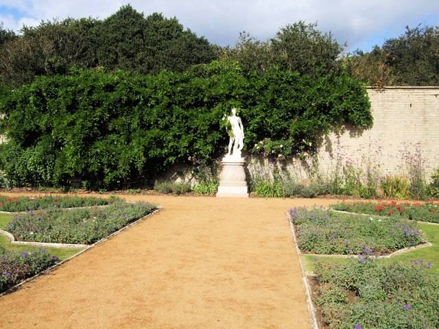 Fascinating Italian Garden Style