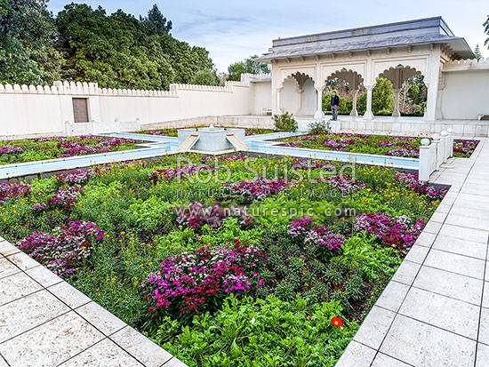 Chahar Bagh Outdoor Decor