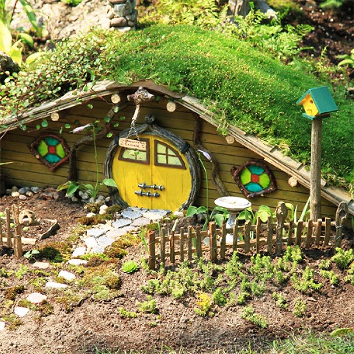 Grandchildren Play Houses