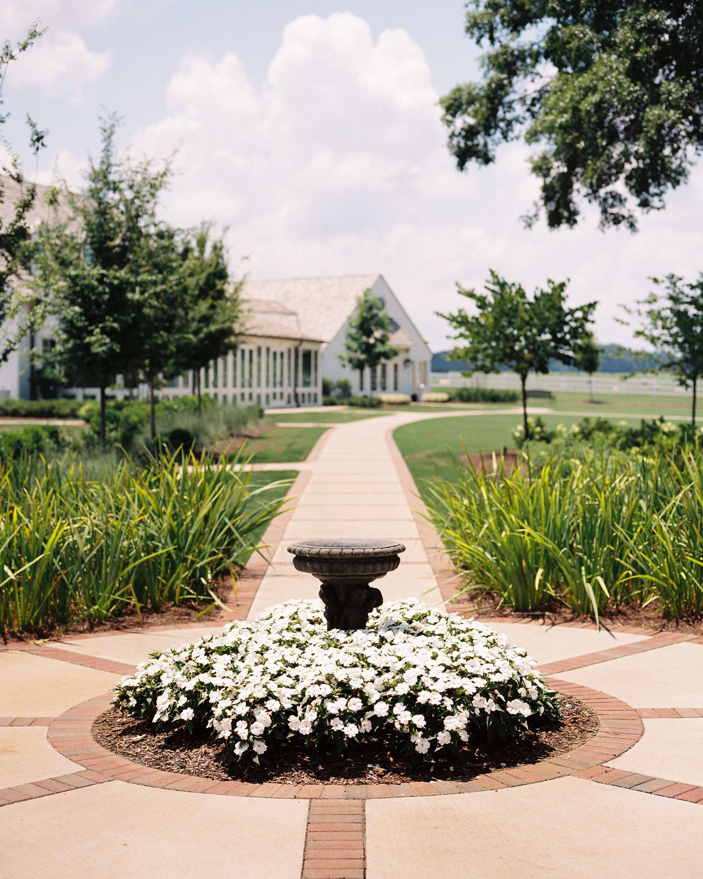 Sculpture Hamilton Township Weddings Trenton