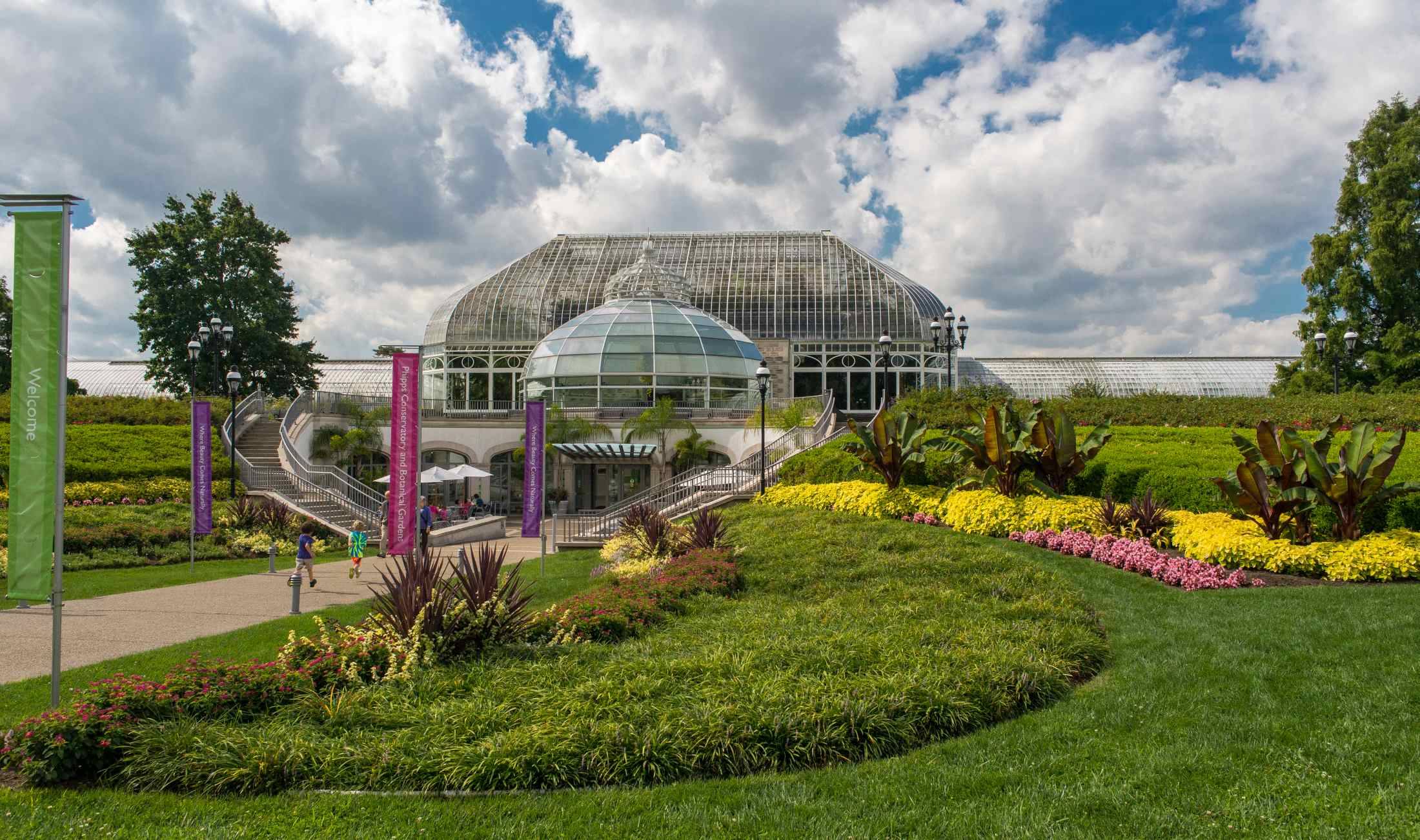 Botanical Gardens Metropolitan Shuttle