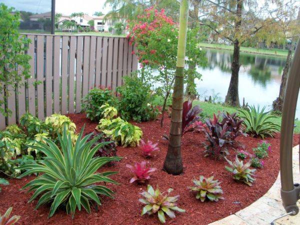 Beautyful And Creative Flower Bed Ideas