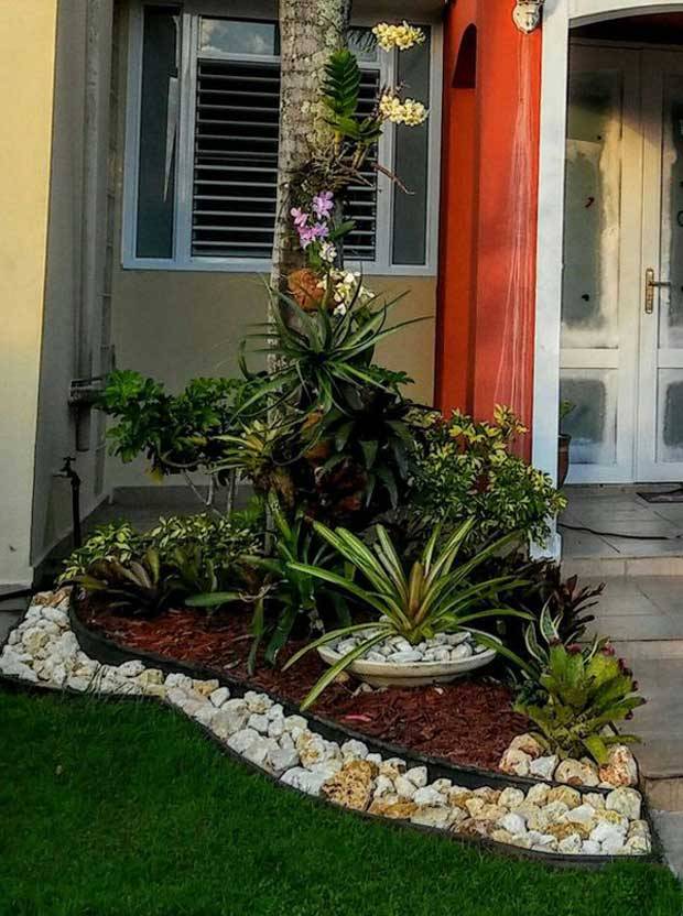 Flower Beds In Front Of House Decoratoo Tropical Garden Design