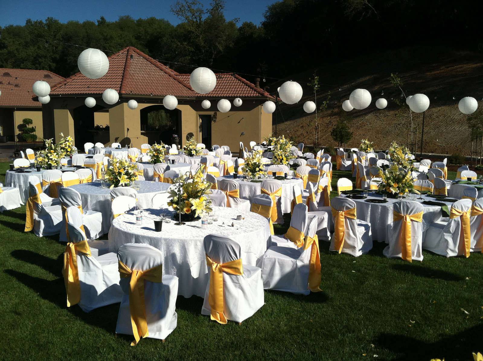 Elegant Outdoor Wedding Lighting Design Ideas