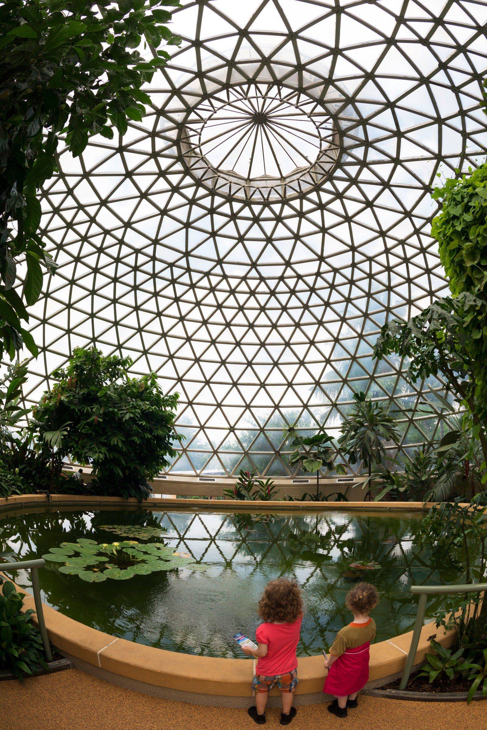 A Hartley Botanic Wisley Greenhouse