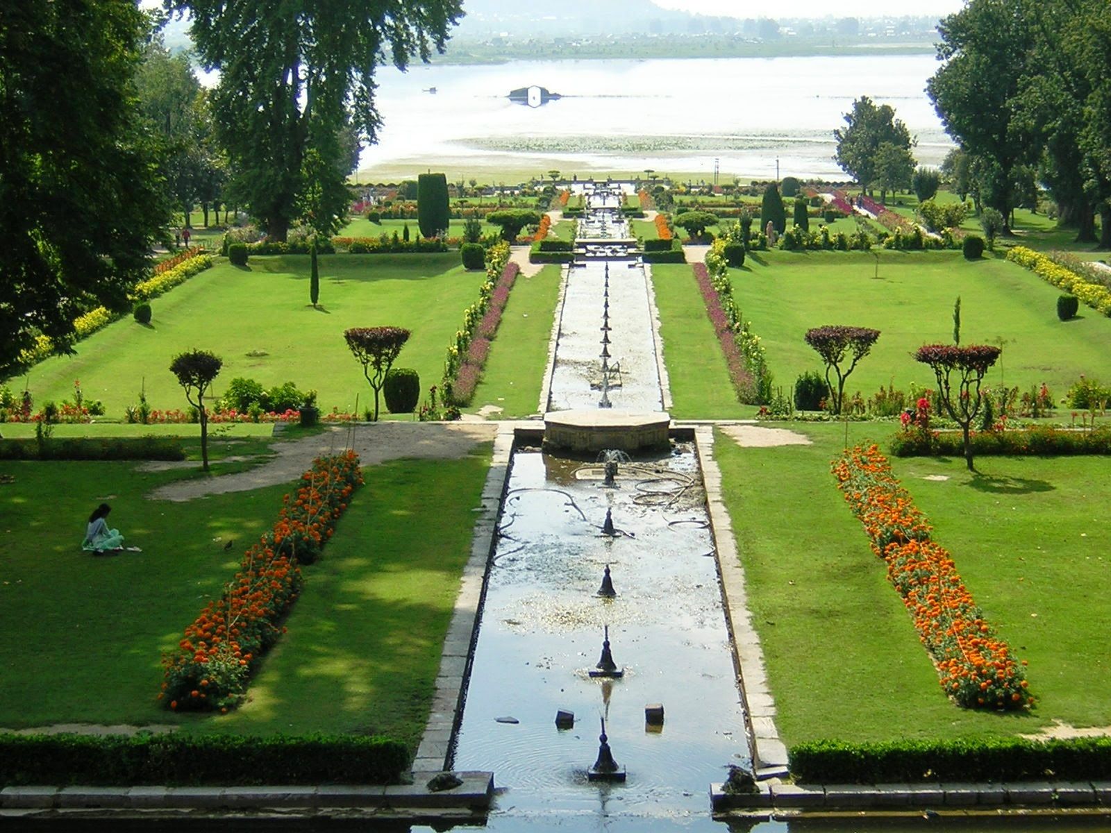 Famous Mughal Gardens