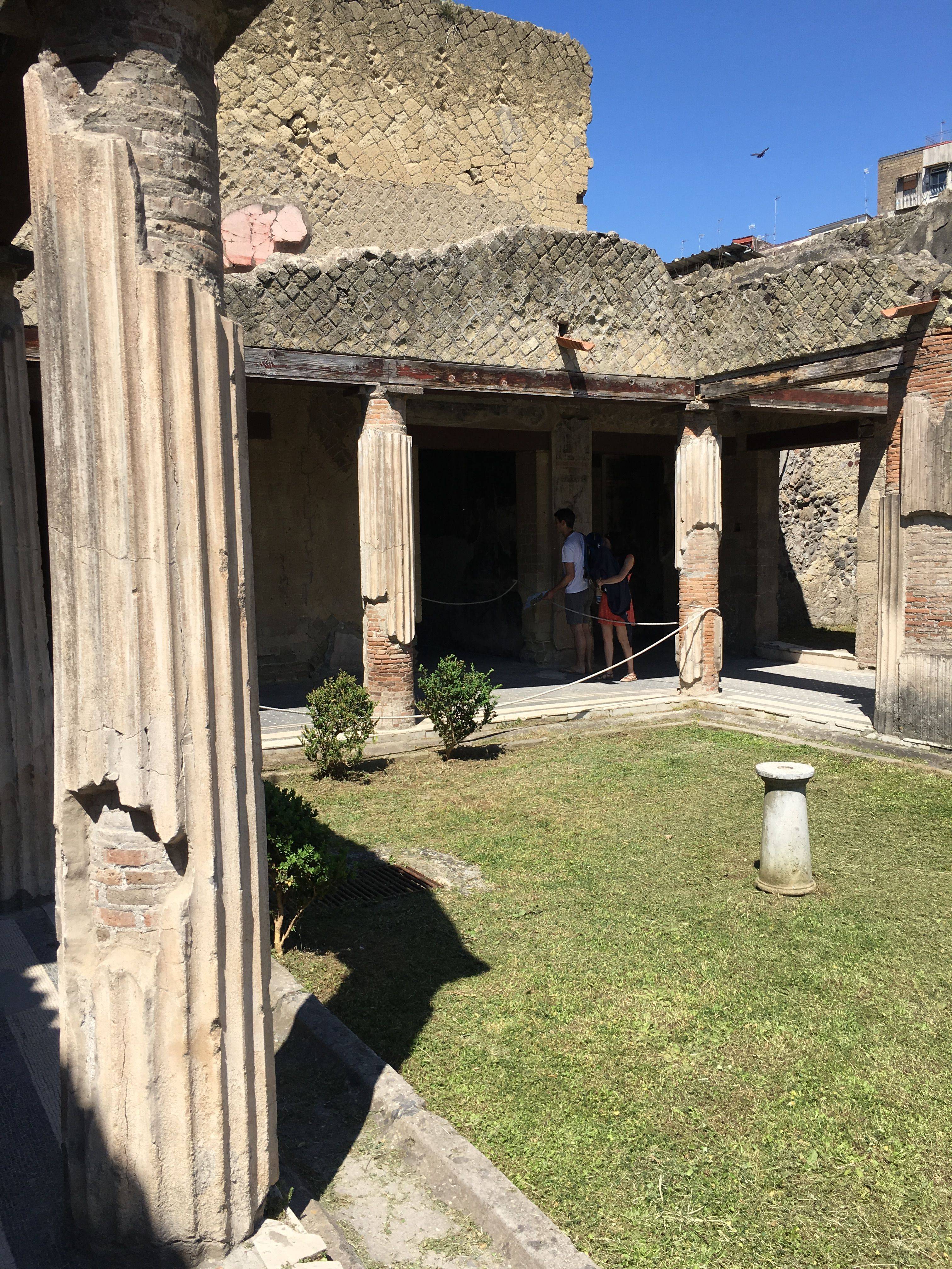 Pompeii Gardens Pompeii