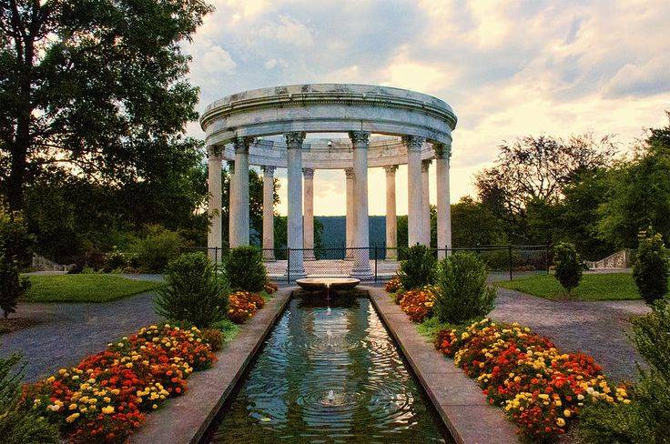 Classical Garden Design