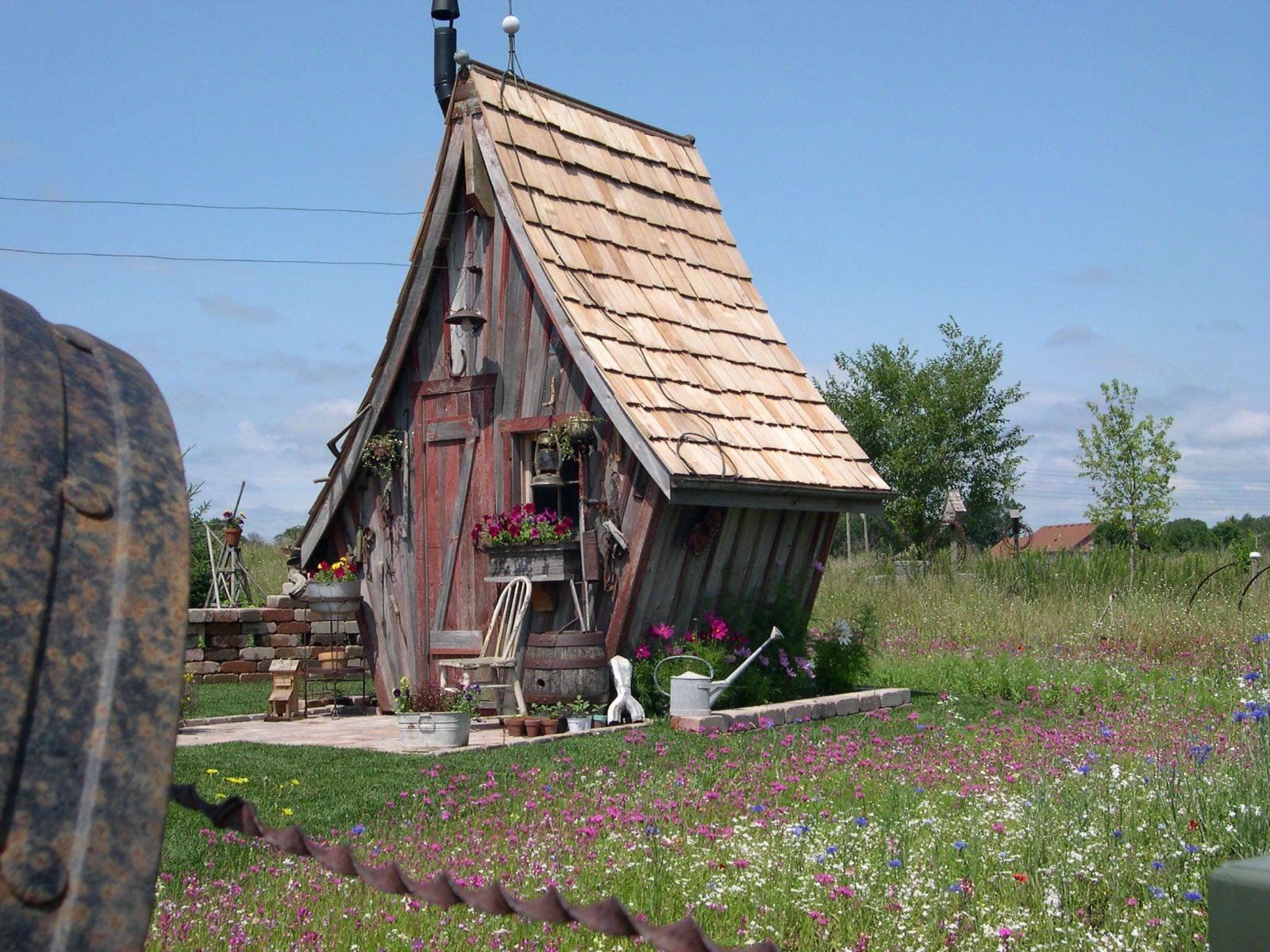 A Crooked House