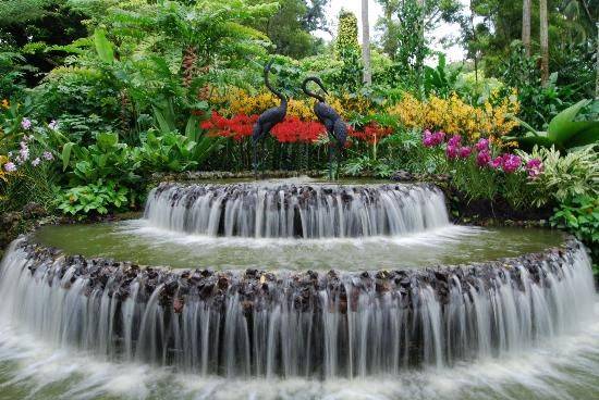 Singapores Botanical Beauty Gardens