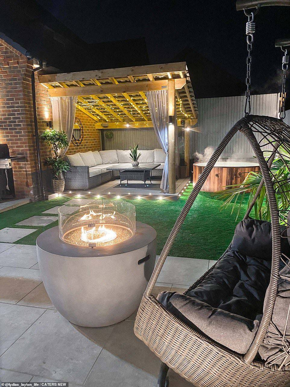 Willow House Minimalist