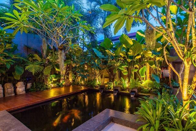 Upside Down Hanging Gardens