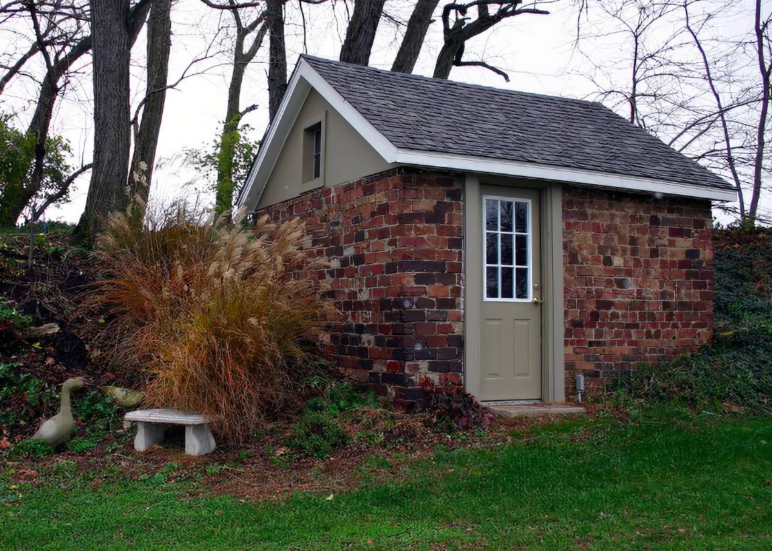 Brick Garden Shed Traditional Landscape Toronto