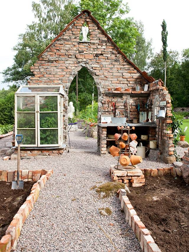 A Brickbuilt Shed