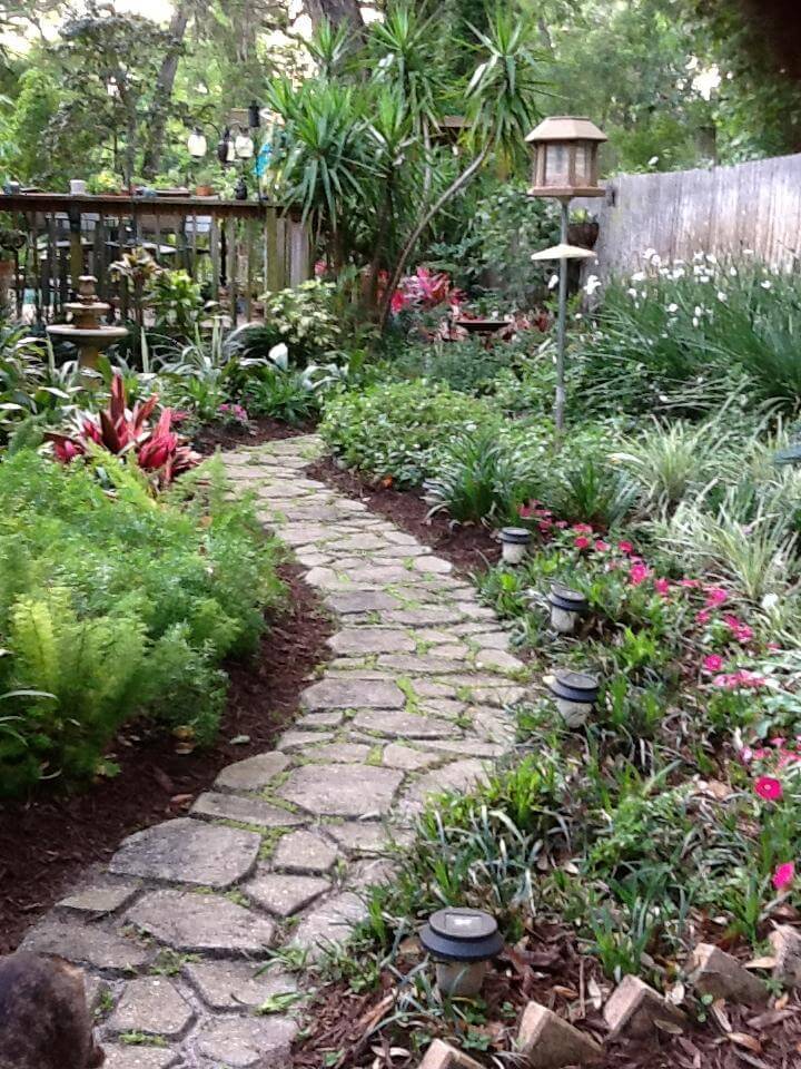 Easy Garden Path Ideas