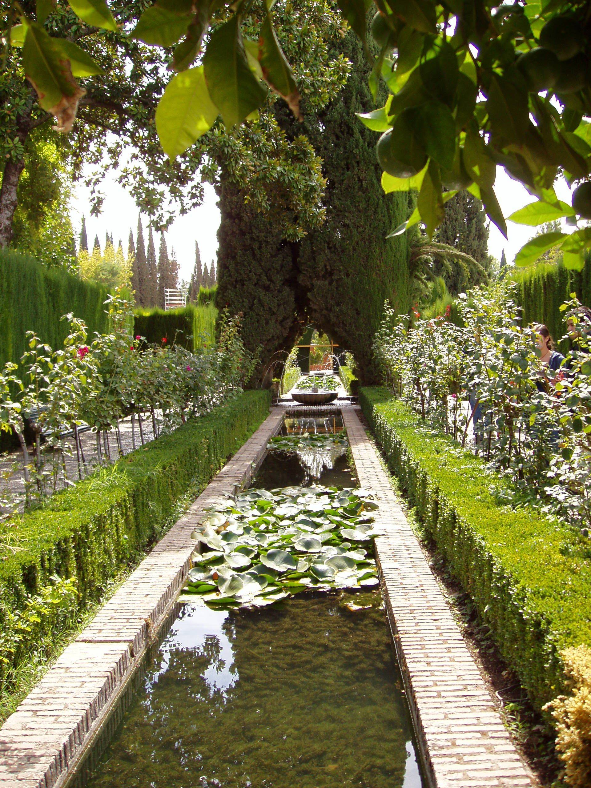 Jardines Bajos Del Generalife O Jardines Nuevos