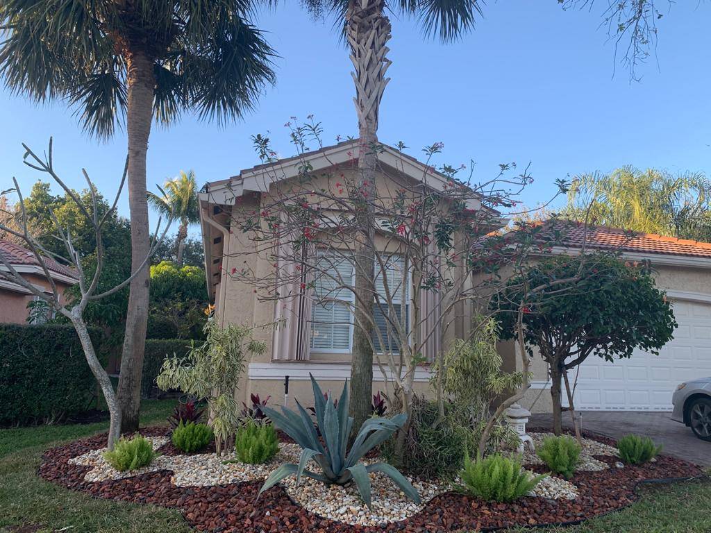 West Palm Beach Best Landscape Designer