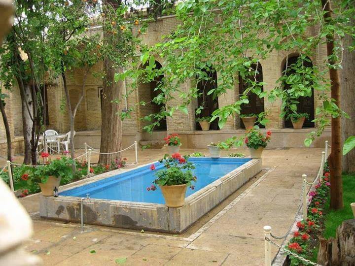 Twitter Moroccan Courtyard Garden