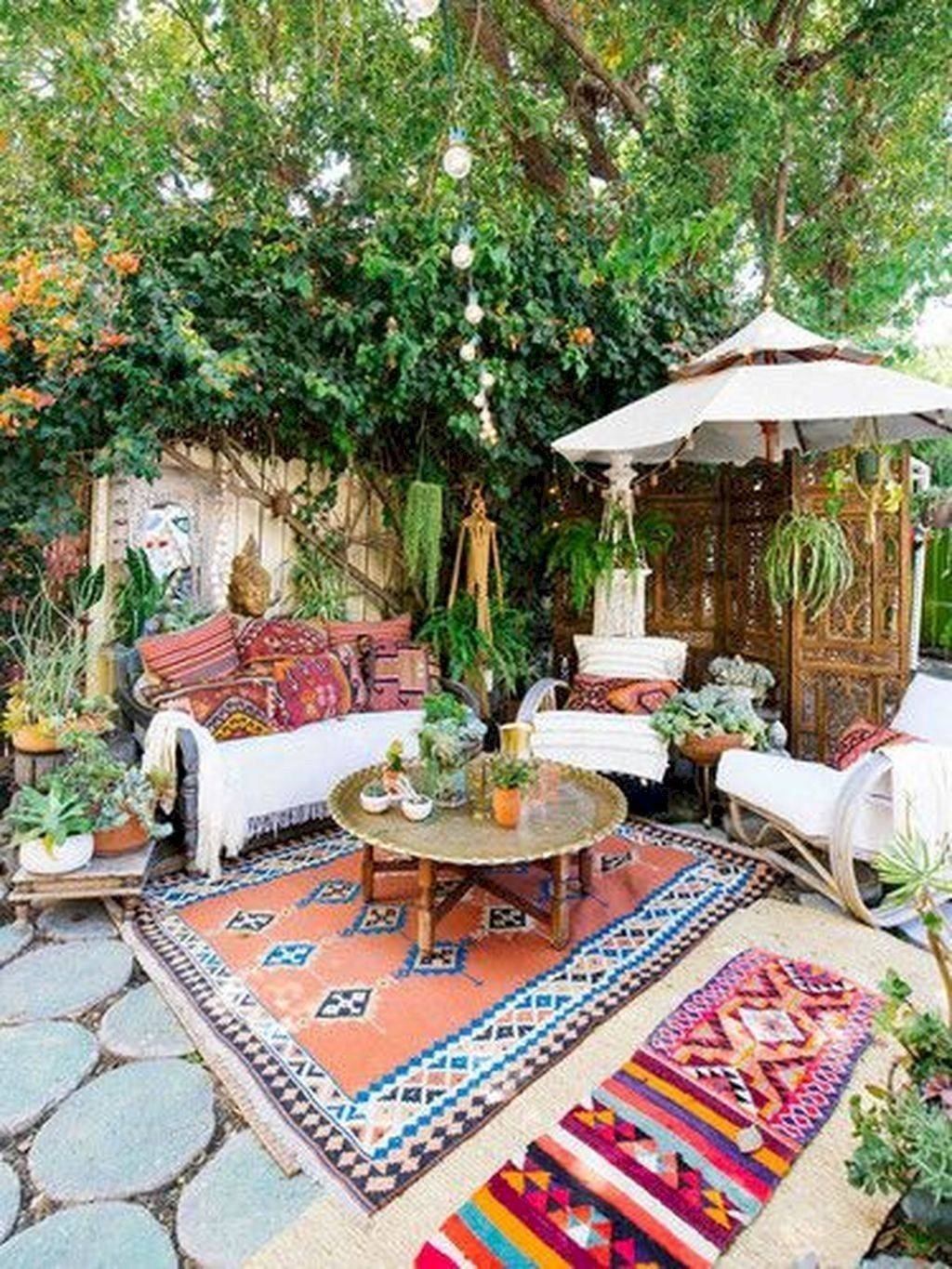 Fascinating Bohemian Garden Decoration Ideas