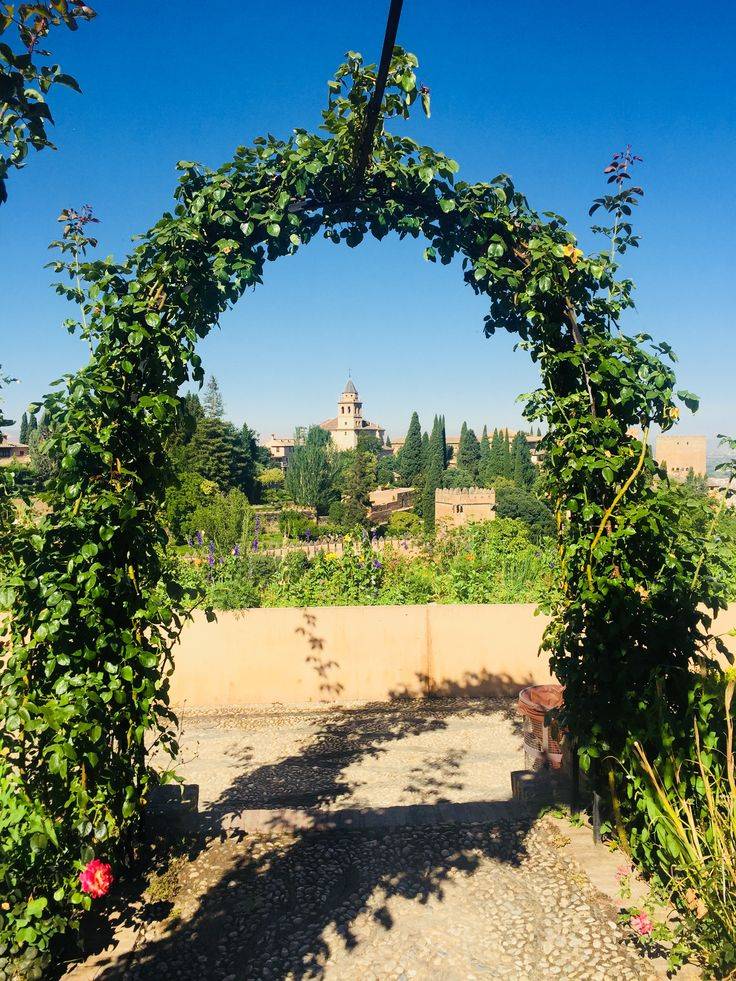 Generalife Garden Tour