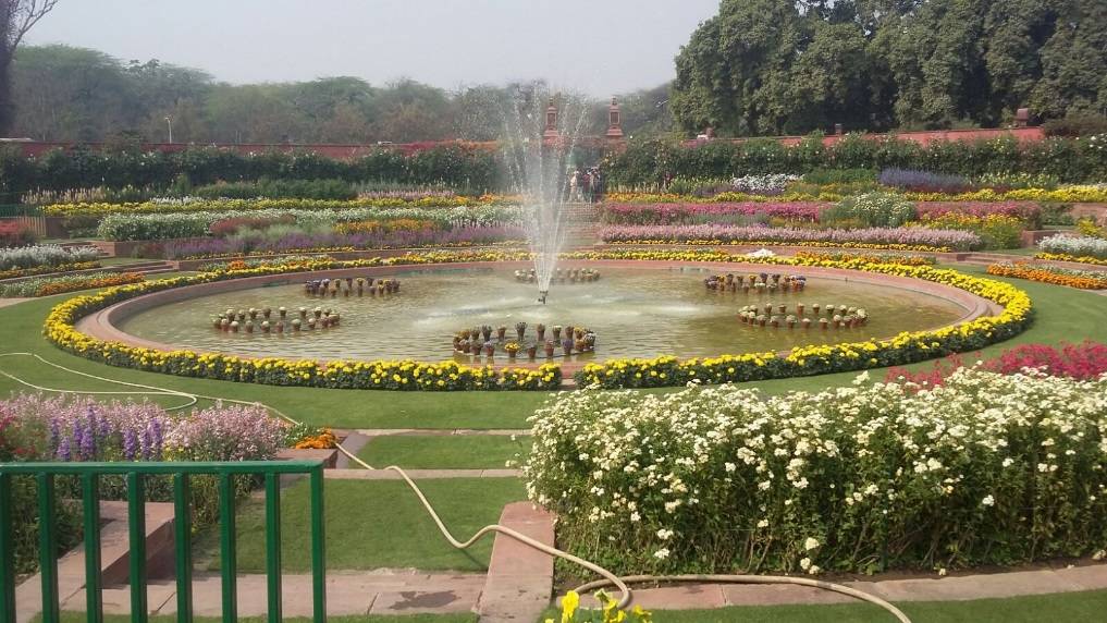 Explore Mughal Garden Delhi