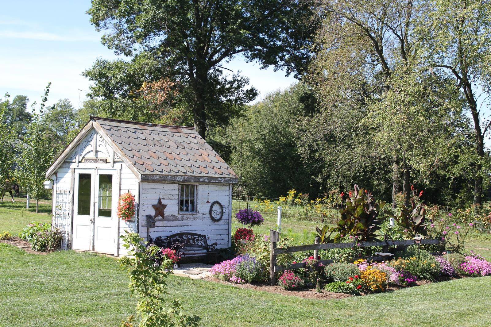 Amish Flowers Garden Inspiration