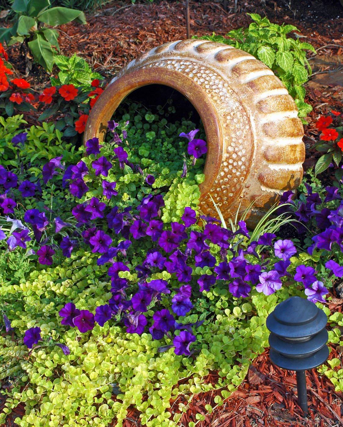 Best Spilled Flower Pot Ideas