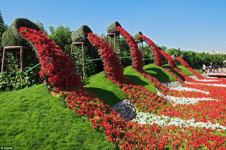 Most Amazing Wonderful Spilled Flower Pot Ideas
