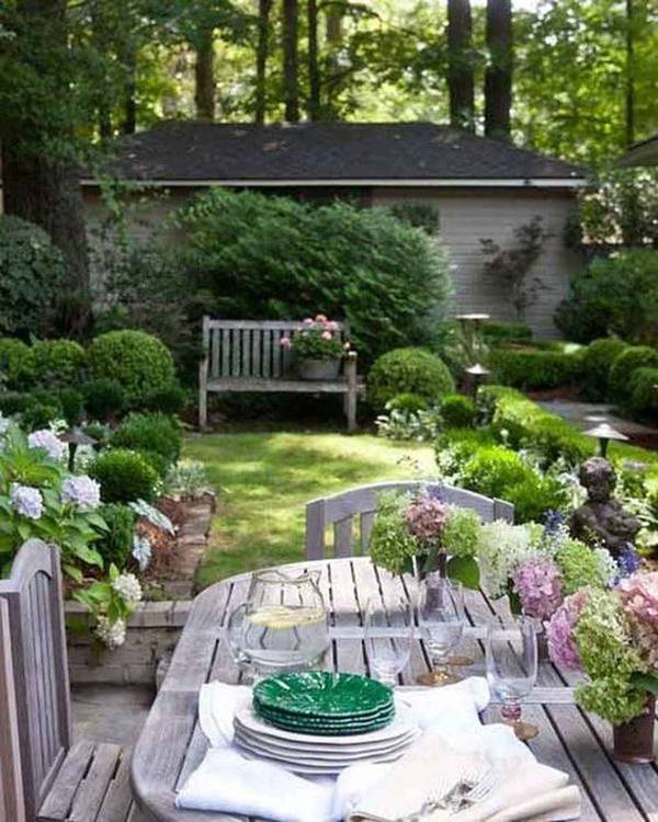 Super Cute Small Garden Ideas