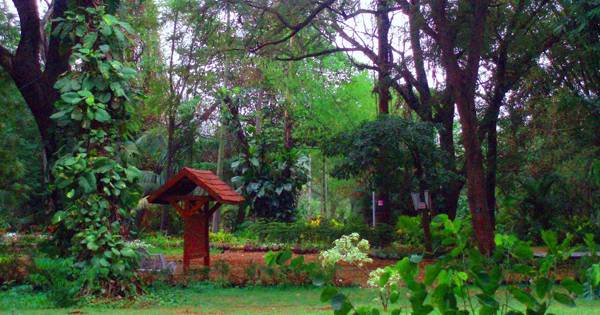 Empress Garden Picnic Spot