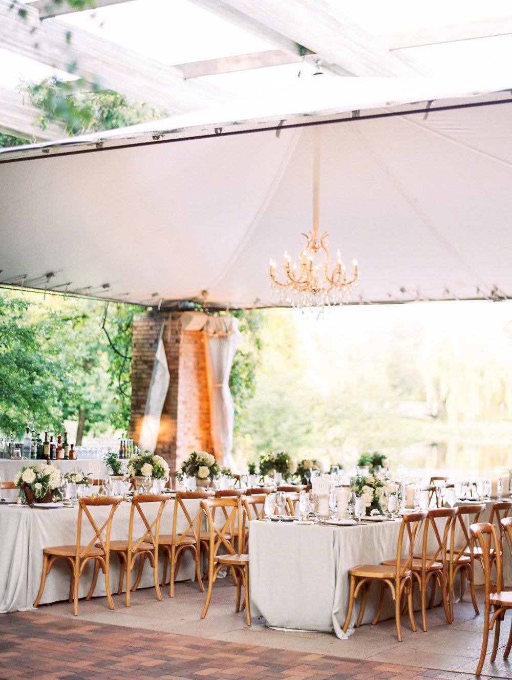 An Elegant Chicago Botanic Garden Wedding