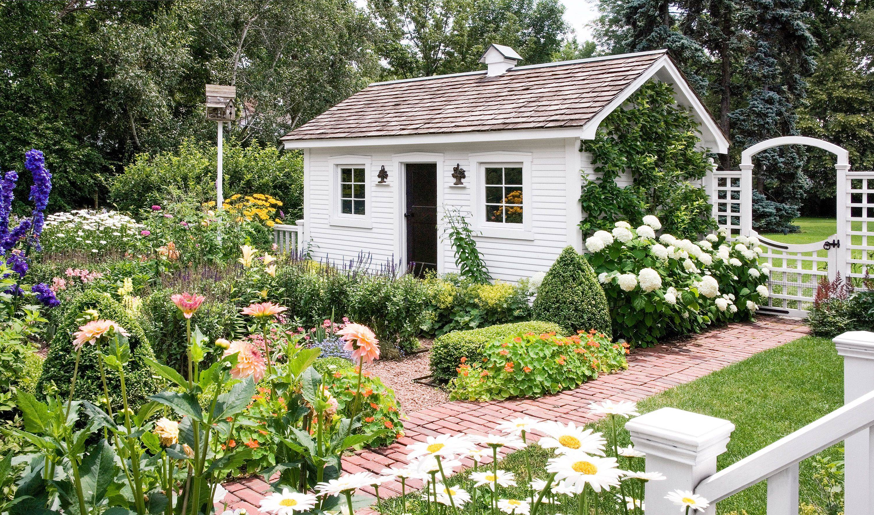 English Cottage Garden
