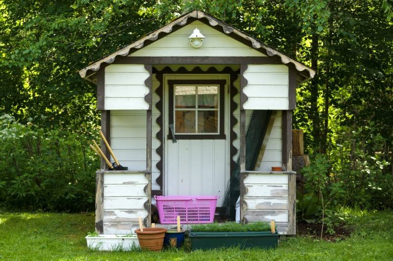 Small Quaint Outdoor Gardening Sheds