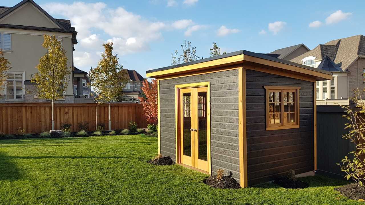 Decorating Living Garden