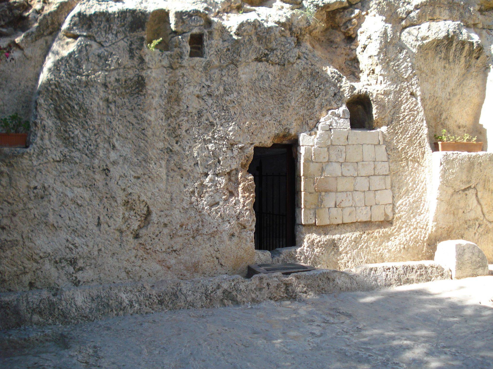 Thegardentombisraellittlefaithblog
