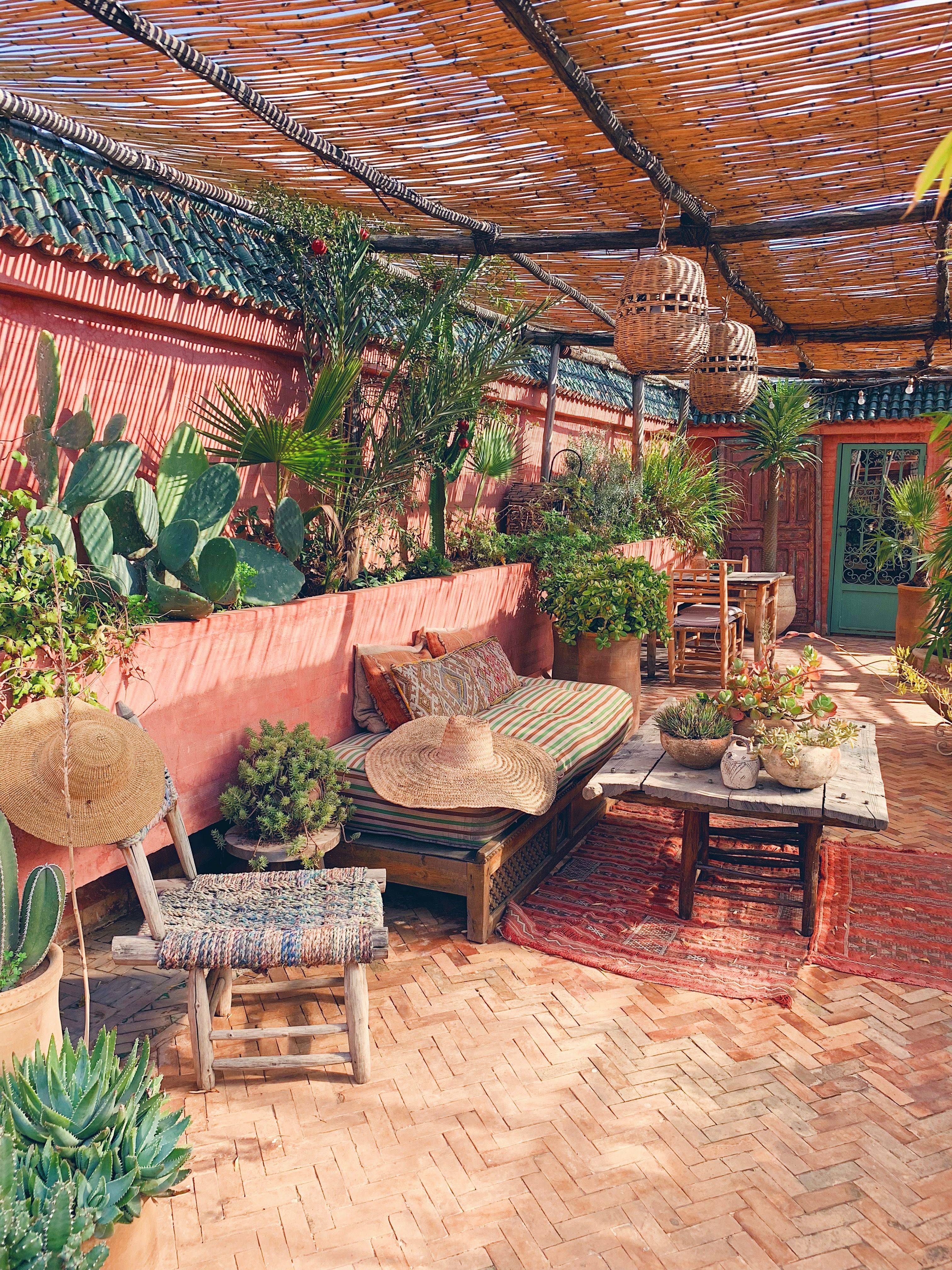 Balcony Patio And Courtyard Gardening Spanish Style Homes Patio