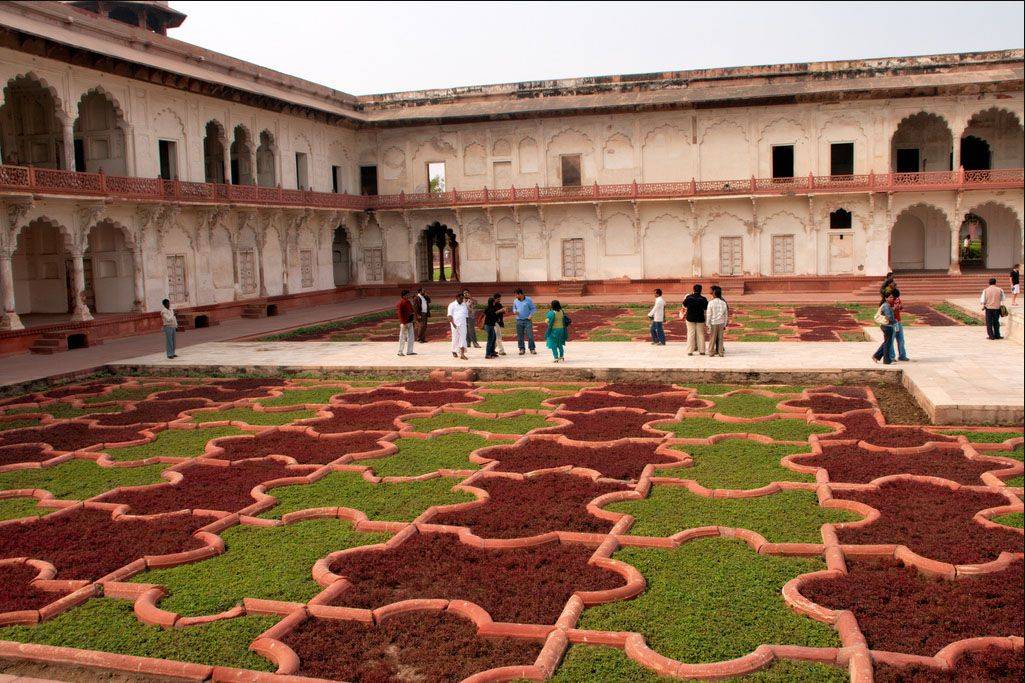 Agraredfort Architecture Details