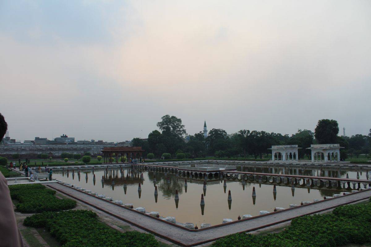 A Marble Fairy Tale Persian Garden