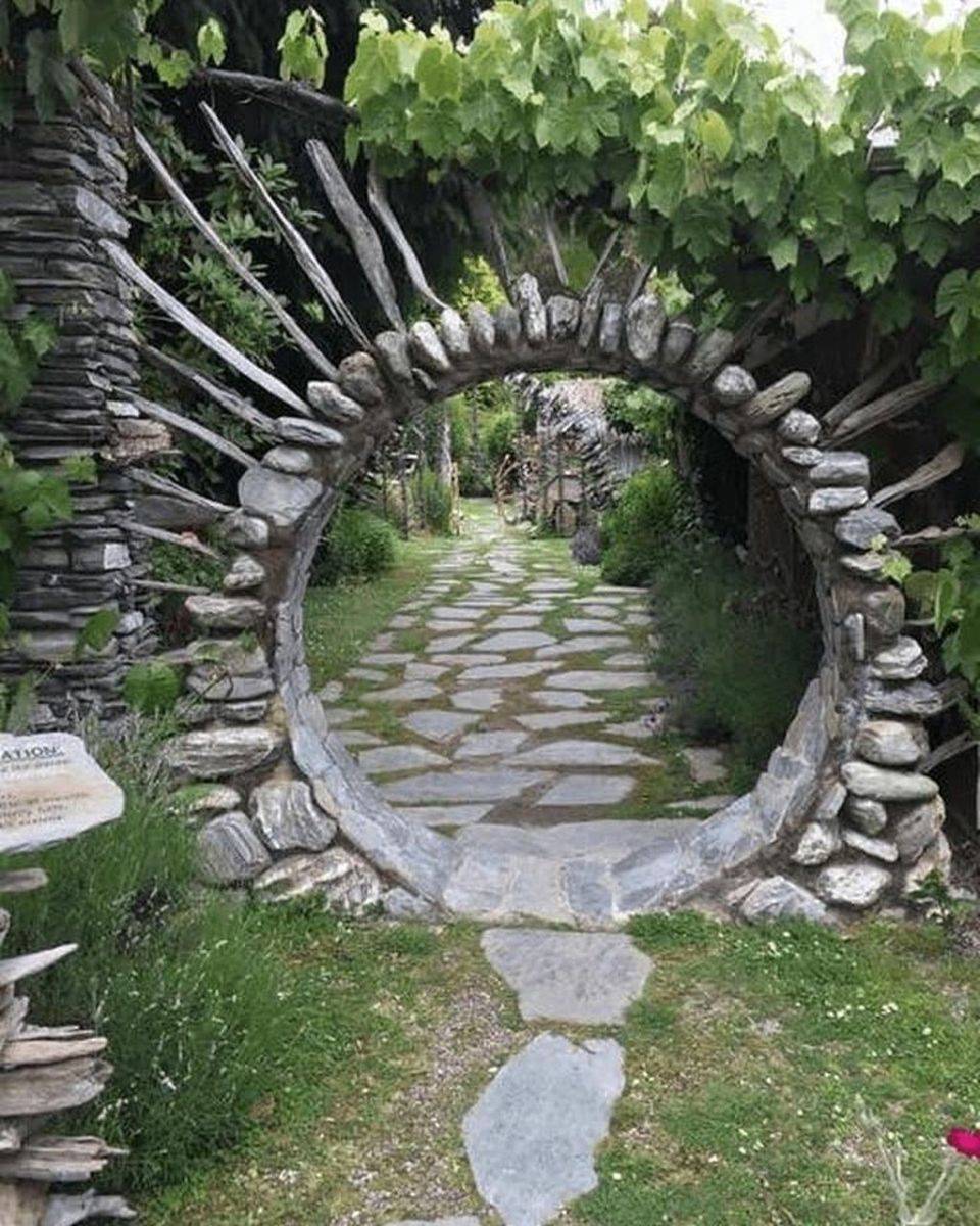 Awesome Moon Gate Garden Design Ideas Homepiez Garden Archway