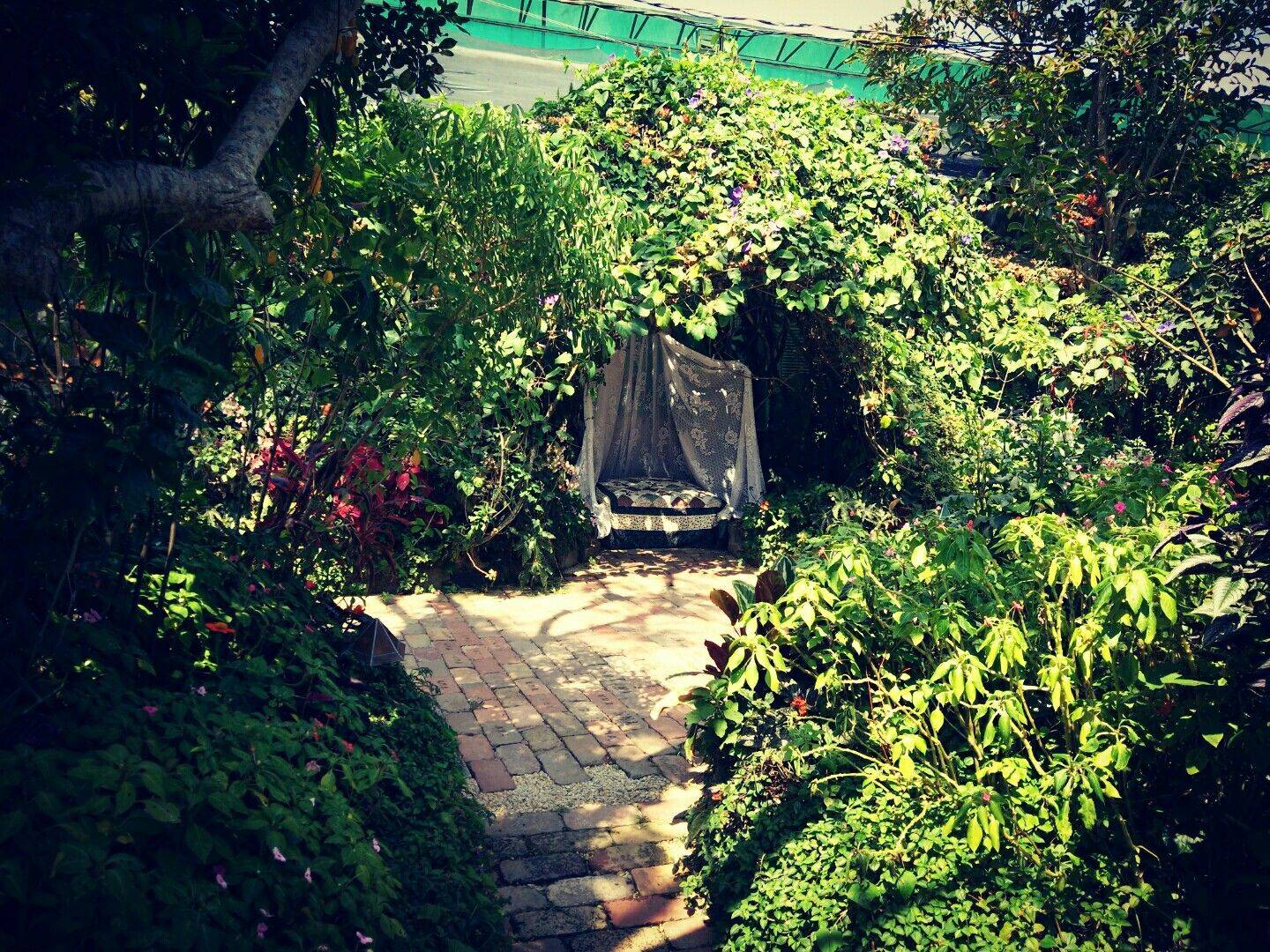 Moon Garden Tagaytay Ideas