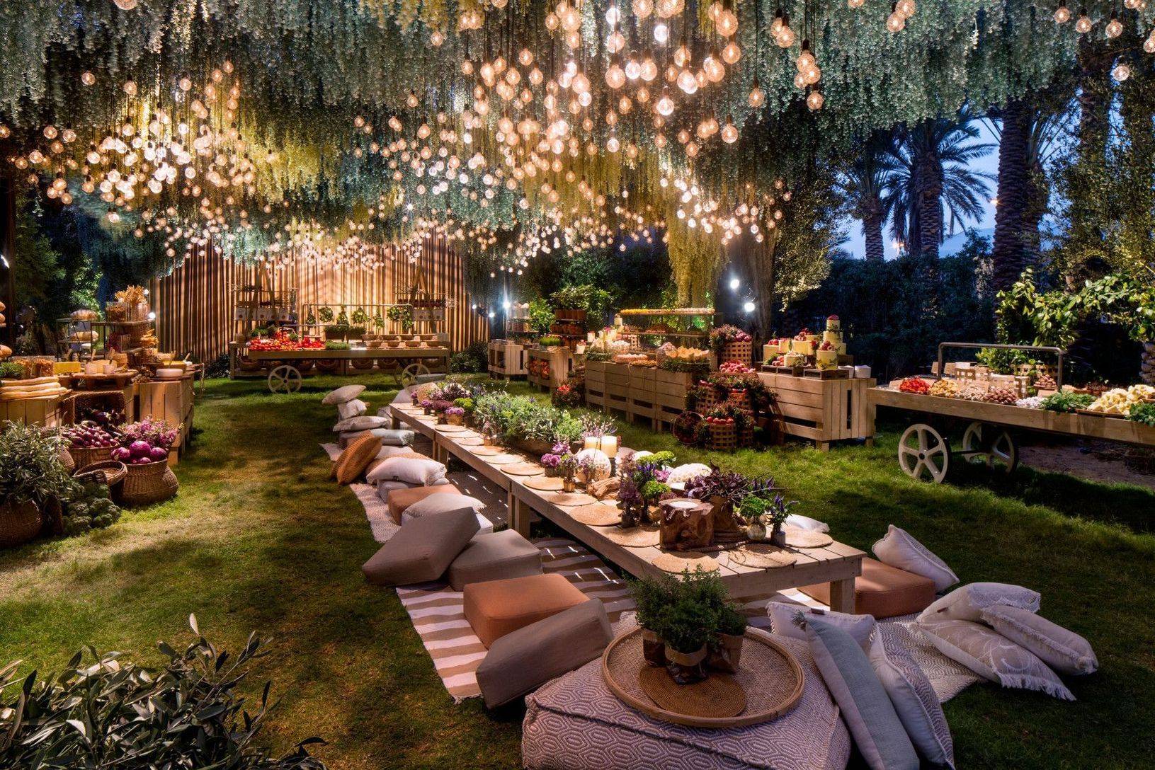 Fun Outdoor Picnic Wedding Ideas