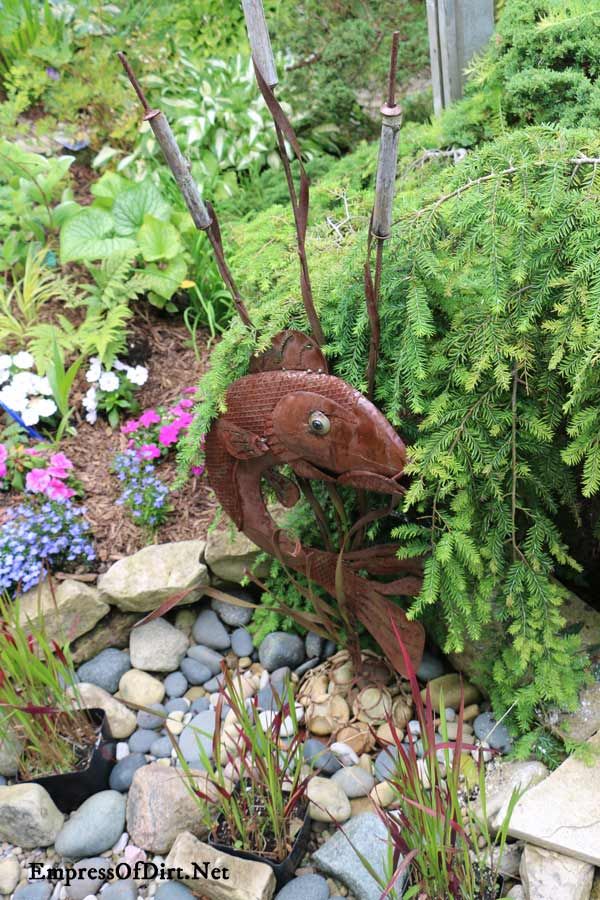 Cutest Rustic Garden Art Ideas
