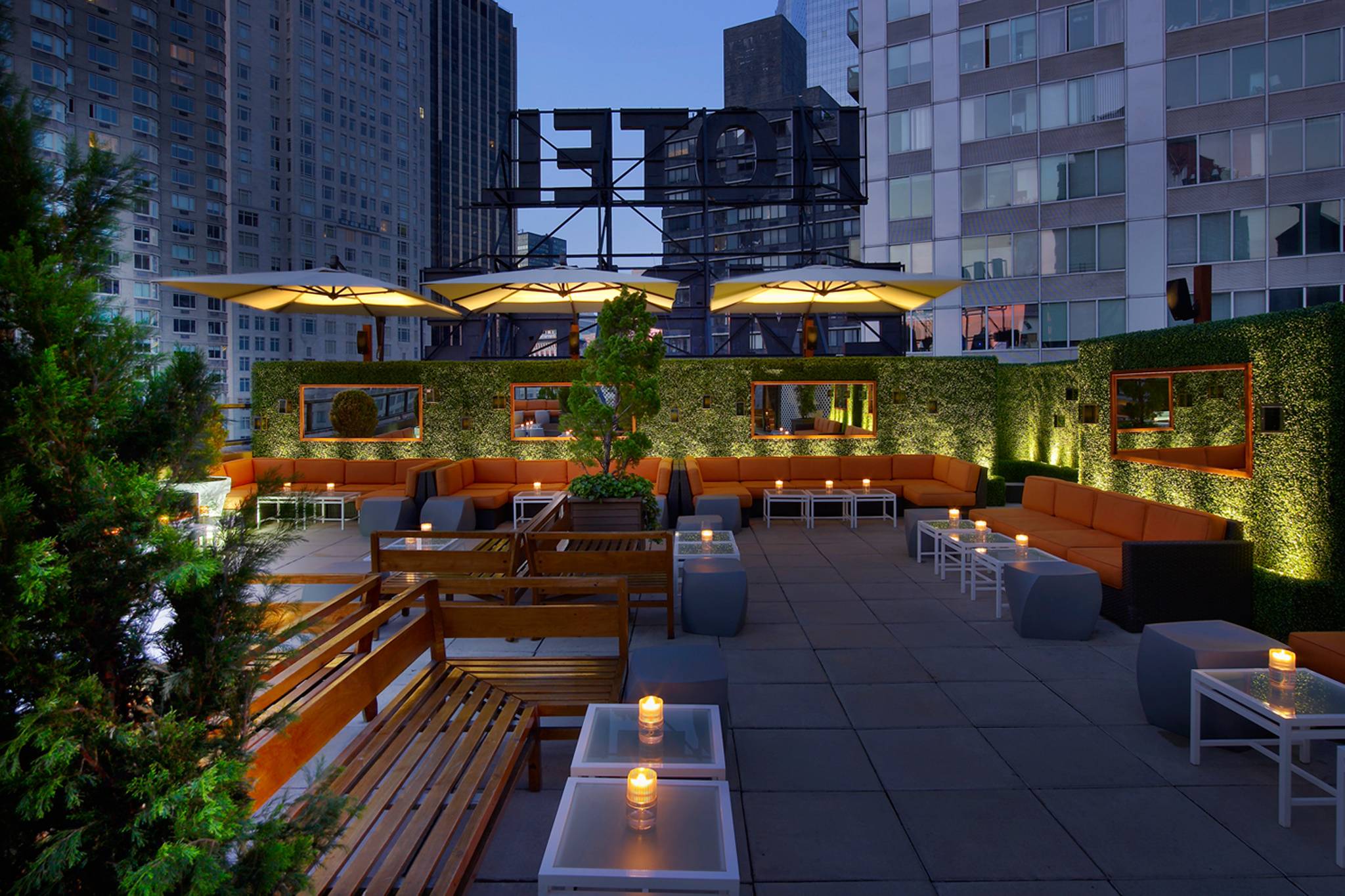 City Garden Grand Hotel Rooftop Bar