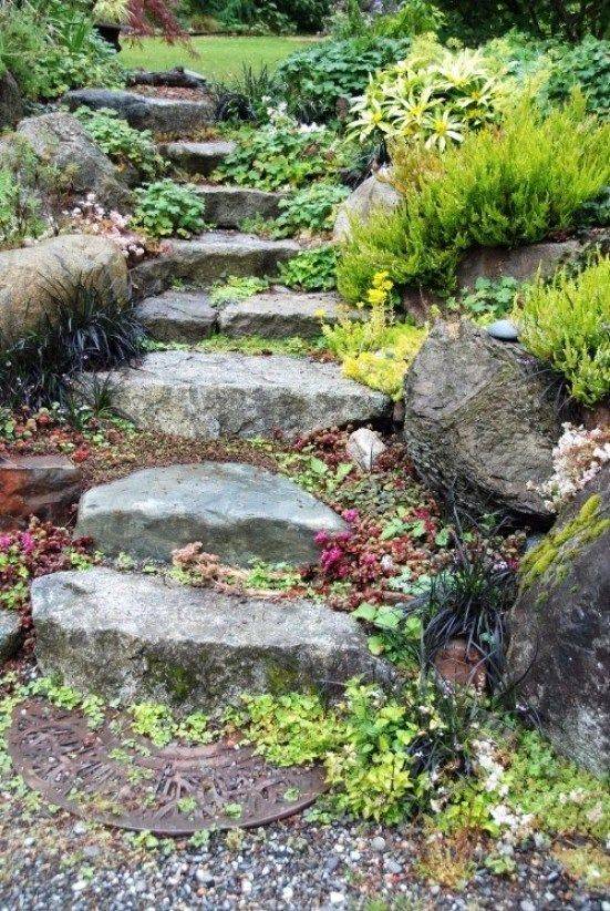 Cottage Outdoor Walkway