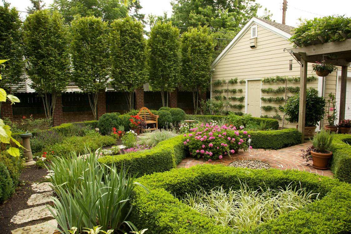 Unique Home Garden Designs
