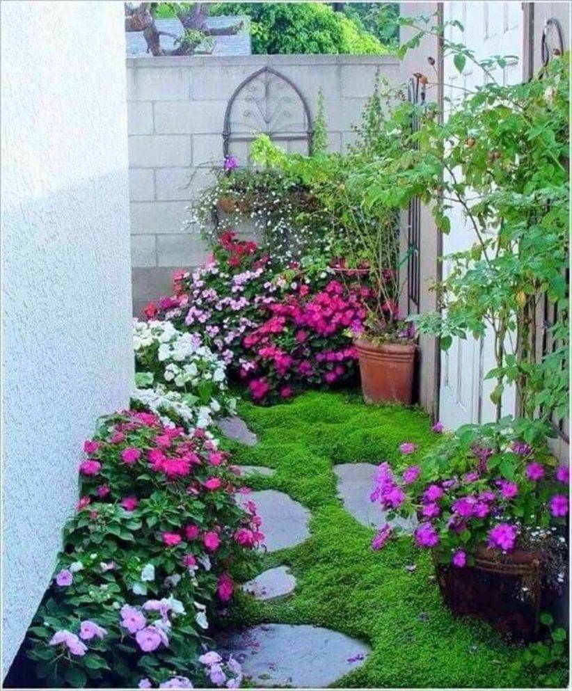 Very Beautiful Backyard Vegetable Garden Designs
