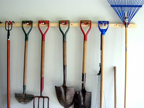 Ingenious Gardening And Yard Tool Storage Tips