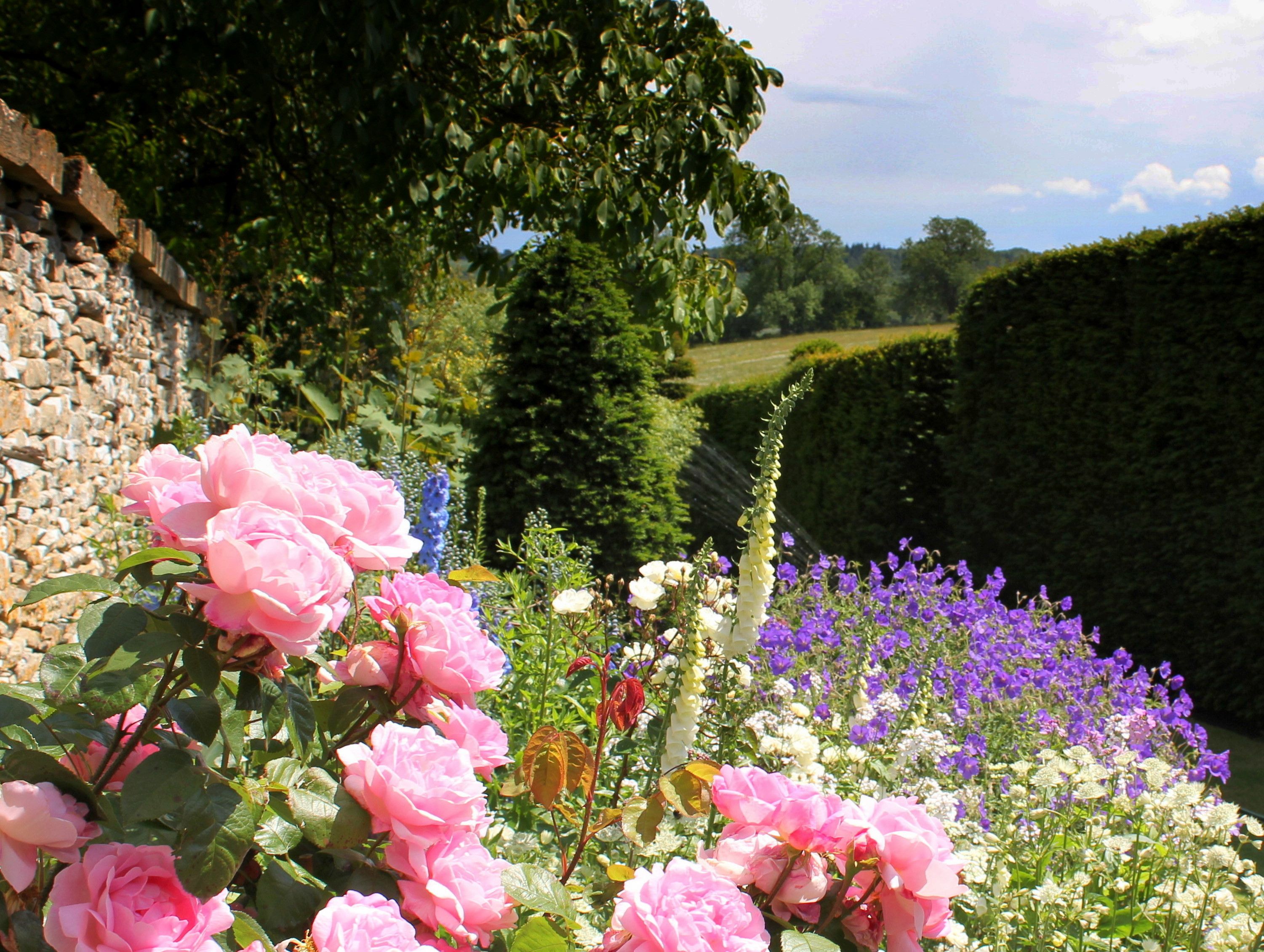 Tour Highgroves Magnificent Gardens English Country Gardens