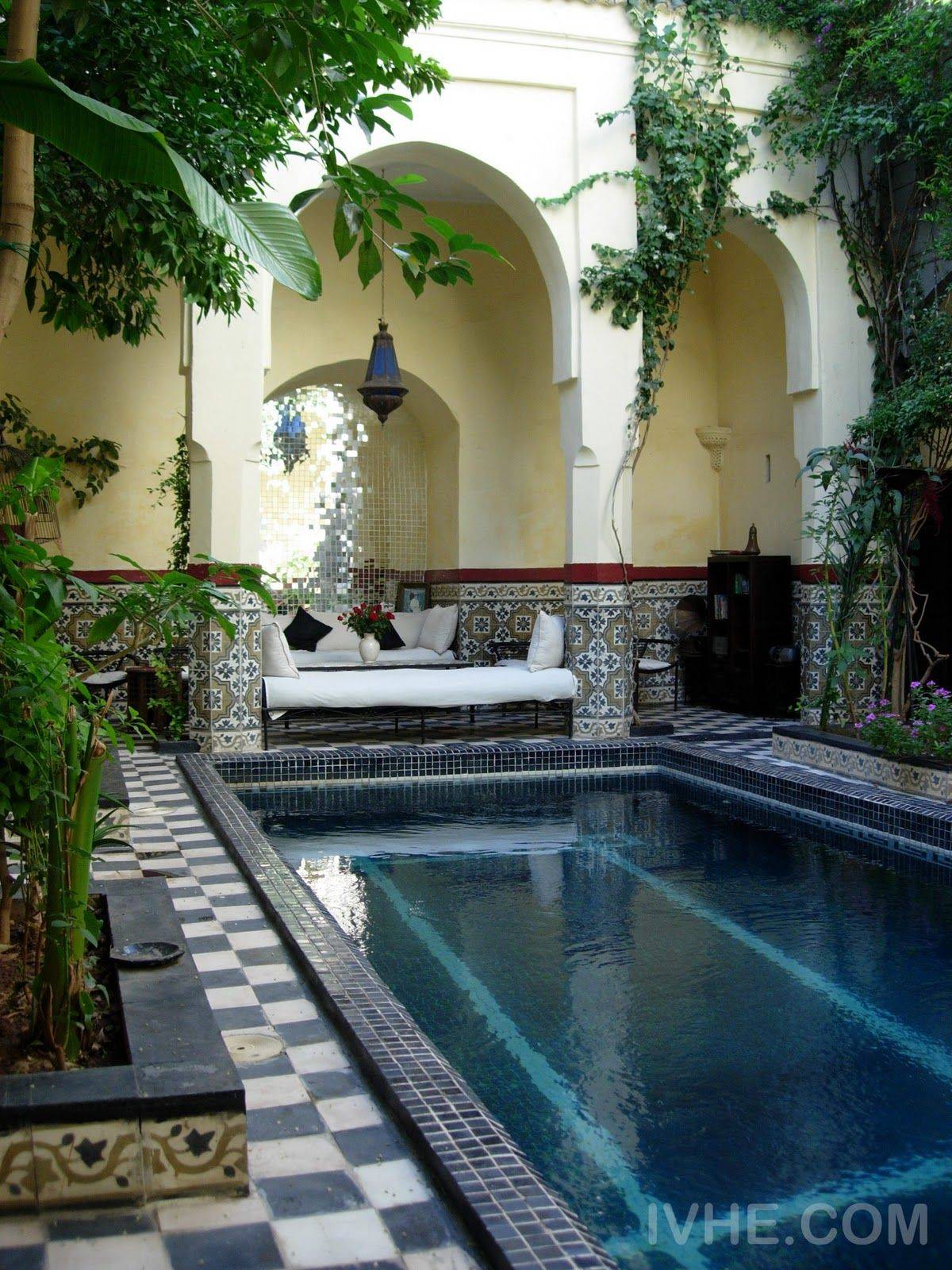 Moroccan Bedrooms Ideas
